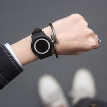 Load image into Gallery viewer, Retro Classic Simple Net Hipster Series Couple Watch