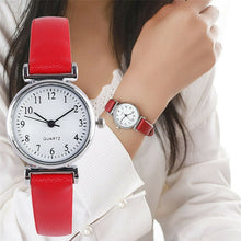 Load image into Gallery viewer, Casual Quartz Leather Band Strap Watch
