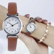 Load image into Gallery viewer, Casual Quartz Leather Band Strap Watch
