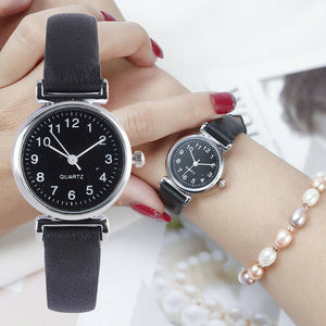 Casual Quartz Leather Band Strap Watch