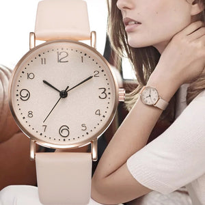 Women's Luxury Leather Band Analog Quartz Wrist Watch